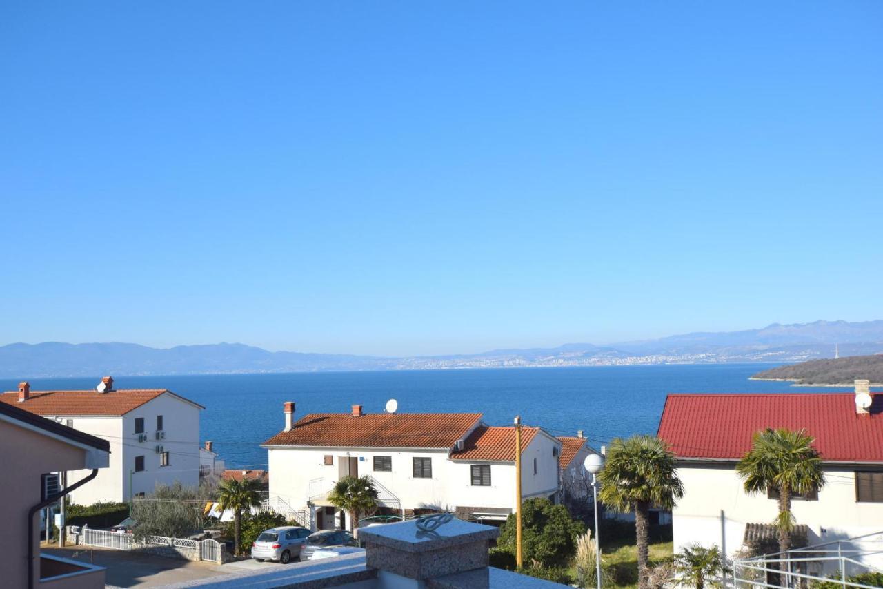 Apartments Marinela Njivice Εξωτερικό φωτογραφία