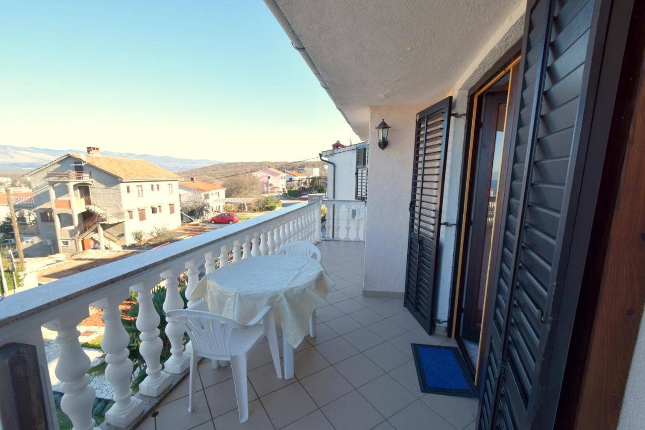 Apartments Marinela Njivice Εξωτερικό φωτογραφία